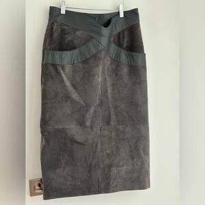 Danier Leather Suede Midi Skirt Back Button Detail Size 14